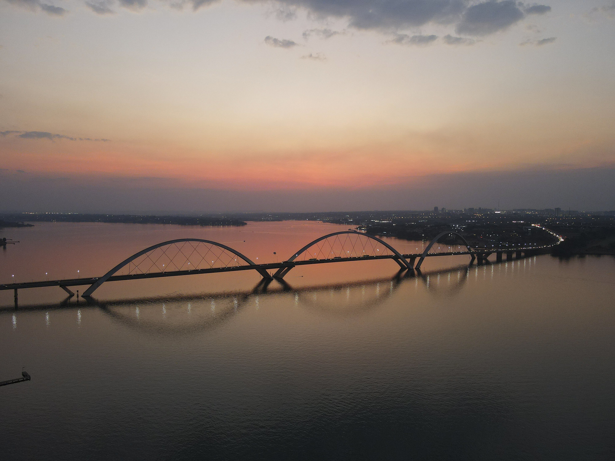 Ponte JK en Lago Paranoá_Brasília_DF_Foto Embratur Sebrae